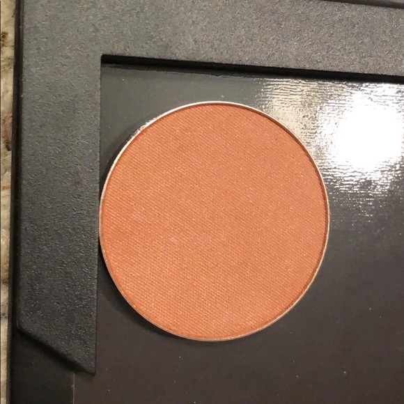 Ofra Cosmetics Pop-Up Magnetic Palette - Picture 3 of 4